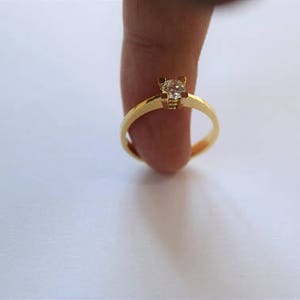 Rose Gold Ring Solitaire, Gold Solitaire Ring, Cubic Zirconia Ring, Versprechen Ring, Geschenk Bild 2