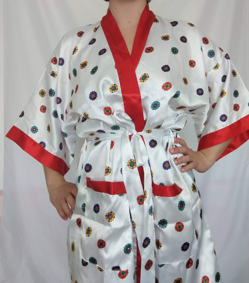 80s White Silk Robe with Red Trim and cool Flower Pattern
