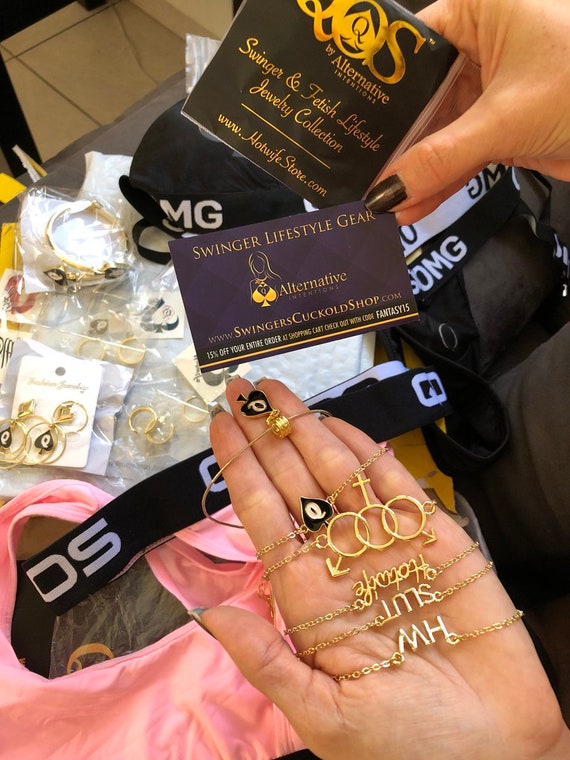 Chaîne de cheville BLACKED ou I Love BBC, marque QOS Queen Of Spades Hotwife Vixen Cocu Fétiche Échangiste - France