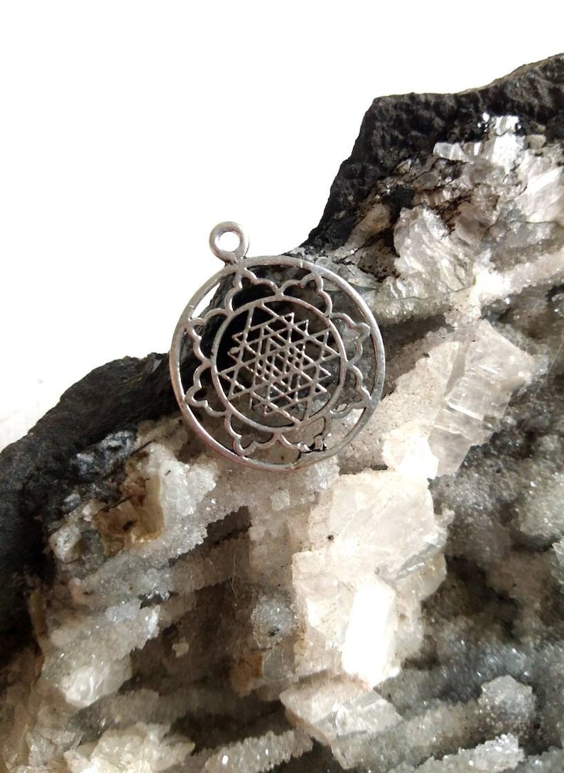 Sri yantra Brass Charms for macrame and jewelry making SC115