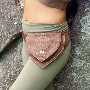 Space Age Gürtel in Schokobraun von Lotus Tribe / Hüfttasche / Festival Gürtel / Bauchtasche / Boho Fanny Pack / Doof Tasche / Veganer Gürtel / Hippie Tasche