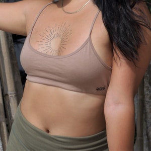Soutien-gorge de sport Zen couleur sable par Lotus Tribe, soutien-gorge de yoga, haut de yoga, vêtements de yoga, soutien-gorge de sport, soutien-gorge en coton, soutien-gorge en fibres naturelles Convient pour le bonnet A-C