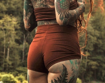 Yoga Shorts in Rust by Lotus Tribe, Booty Shorts, High Waist Shorts, Cotton Shorts, Festival Shorts, Short Shorts, Women's Shorts, Yoga Wear