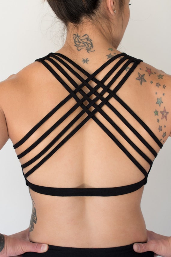 Onyx Baru Sports Bra: Black Cotton Yoga Gym Top with Criss Cross Back Straps