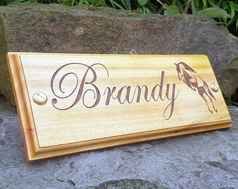 Large 290 x 100mm Personalised Horse Name Plaque For Stable Door/Trailer 
