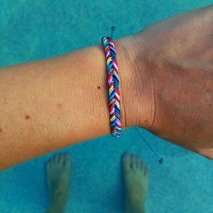 Waterproof Wax Cord Fishtail Braid, Adjustable Rainbow Friendship Bra…
