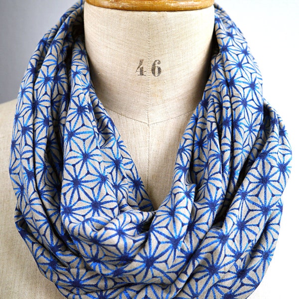 Infinity scarf women, scarf stretch fabric, grey with blue geometric print, loop scarf woman, scarf with lines, grey and blue scarf woman
