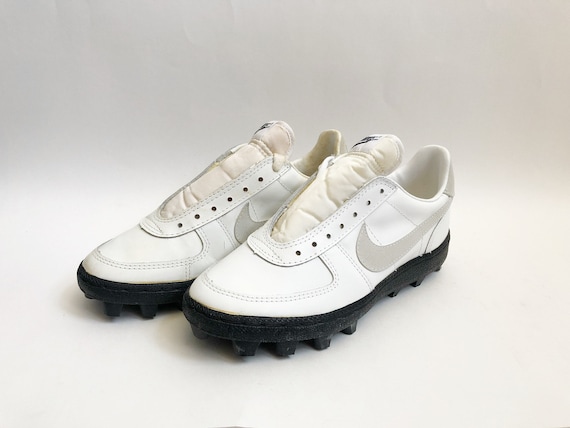 Vintage nike shark football cleats 