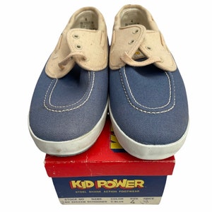 vintage kid power schooner boat shoes youth size 4 deadstock NIB 70s image 2