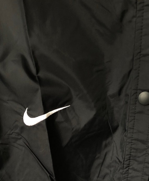 black nike windbreaker pants