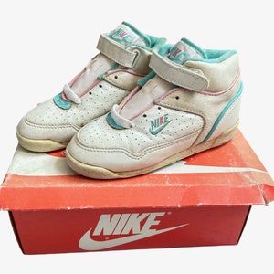 vintage nike synergy high sneakers sapatos jovens crianças tamanho 10.5 deadstock NIB 80s