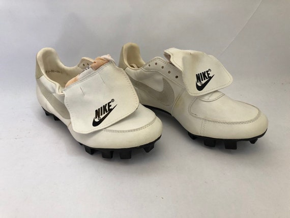 nike shoes youth size 7