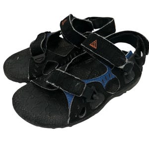 nike sandals from the 90's