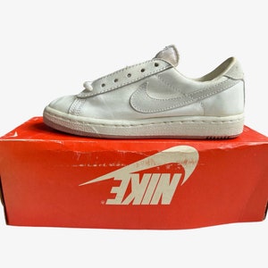 Vintage nike jammer tênis de basquete de cano baixo sapatos jovens crianças grandes tamanho 3 deadstock NIB 80s