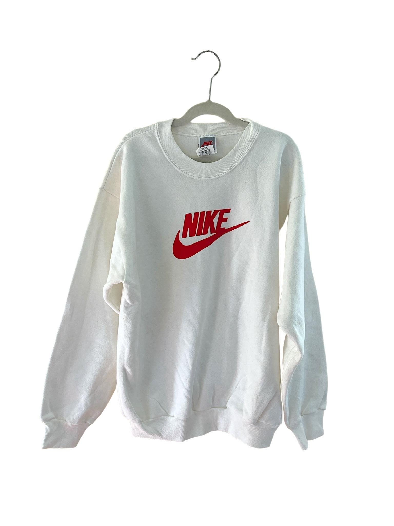 nike vintage white sweatshirt
