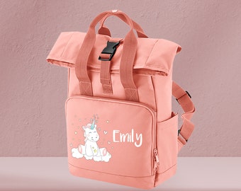 Kinderrucksack Roll-Top Recycled Blush Pink mit Name und Motiv Einhorn Cutie