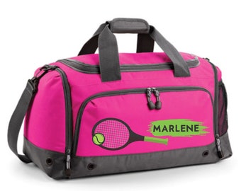 Bolsa multideporte de 41 litros en color fucsia con nombre y motivo tenis