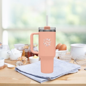 Personalized stainless steel thermal mug in various colors with straw 1.2 liters with flower wreath