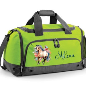 Sac multisports 41 litres avec prénom et motif cheval fleuri image 2