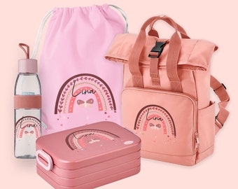 Set Rucksack Roll-Top mit Bento Brotdose, Jutebeutel & Trinkflasche Ellipse in Blush Pink mit Name und Motiv Regenbogen Schmetterling