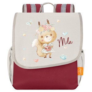 Kindergartenrucksack Happy Knirps NEXT in Aubergine und beige mit Name und Motiv Eichhörnchen mit Blumenkranz Bild 2