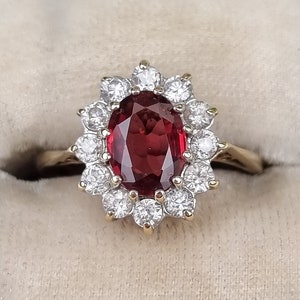 Vintage 9ct Yellow Gold Garnet and Cubic Zirconia Cluster Ring - size O, size 7