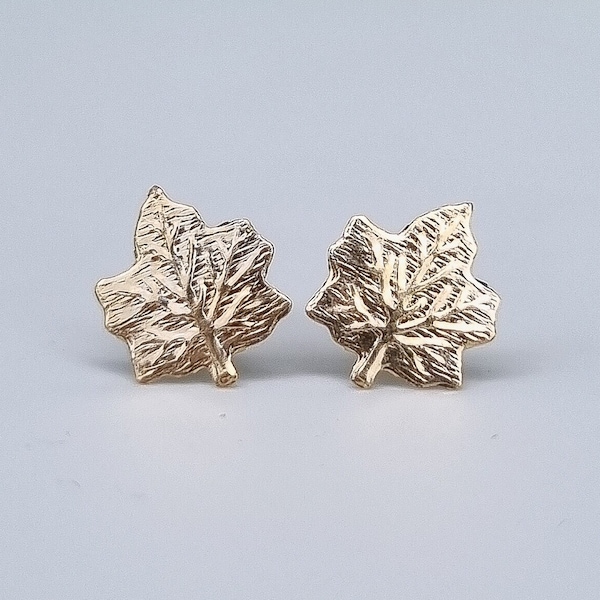 Vintage 9ct Yellow Gold Maple Leaf Stud Earrings