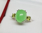 Vintage Jadeite and Peridot silver ring - silver stacking ring - retro statement ring - vintage engagement - promise ring - vintage gift