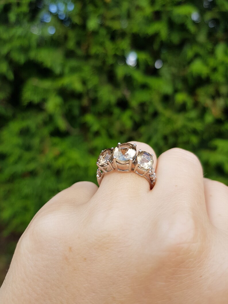 smoky quartz ring quartz jewellery vintage quartz size 7.5 vintage three stone ring Vintage Smoky Quartz Three Stone Ring