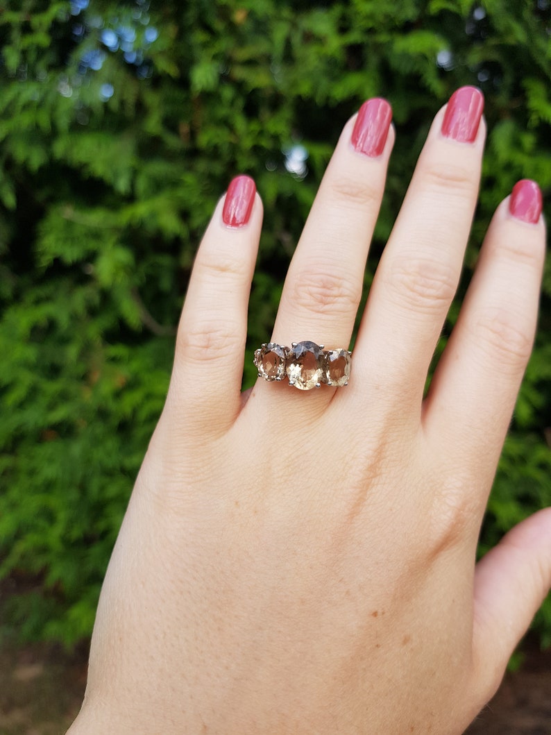 smoky quartz ring quartz jewellery vintage quartz size 7.5 vintage three stone ring Vintage Smoky Quartz Three Stone Ring