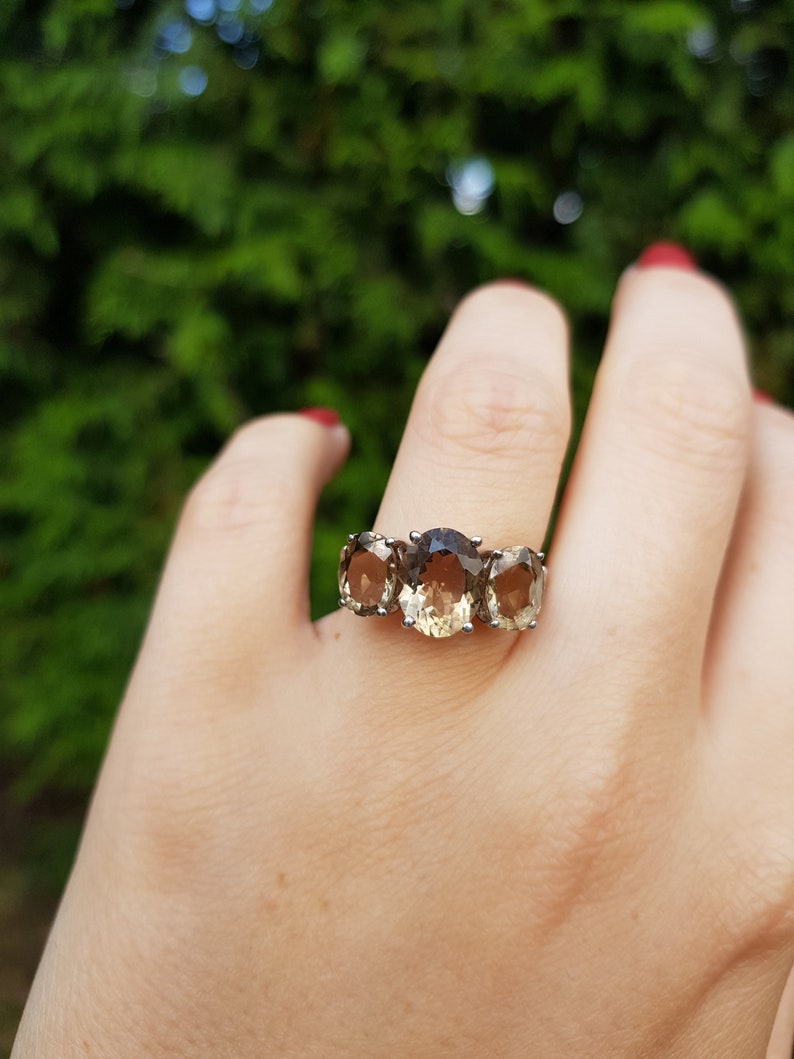 smoky quartz ring quartz jewellery vintage quartz size 7.5 vintage three stone ring Vintage Smoky Quartz Three Stone Ring