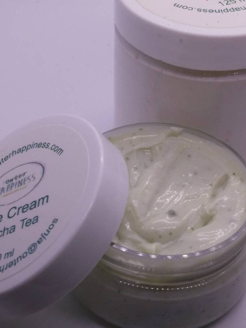 Hydrating Facial Moisturizer With Rosehips and Vitamin E, Vegan Face