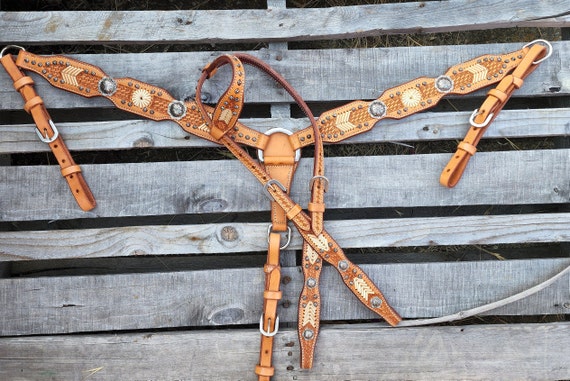 Made To Order One ear Horse Bridle, Headstall, Western, Tack Medium Oil Rawhide Leather, Horse Trail, Show, Bridle Headstall Breast Collar