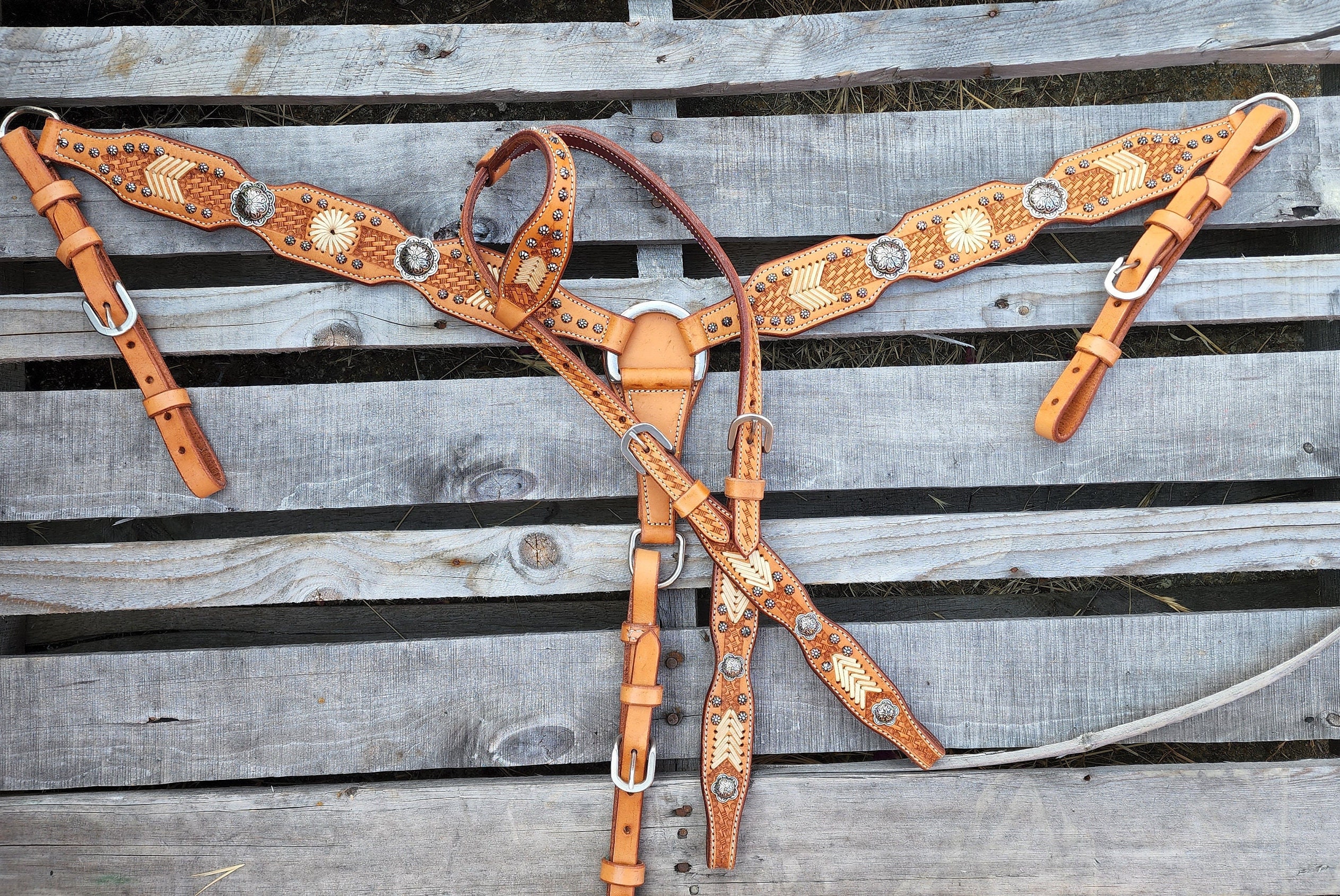 Show Tack Bridle Western Leather Rodeo Headstall Breast Collar 8526