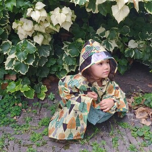 Raincoat for kids, impermeabile poncho with forest animals, size from 90 150cm Yellow