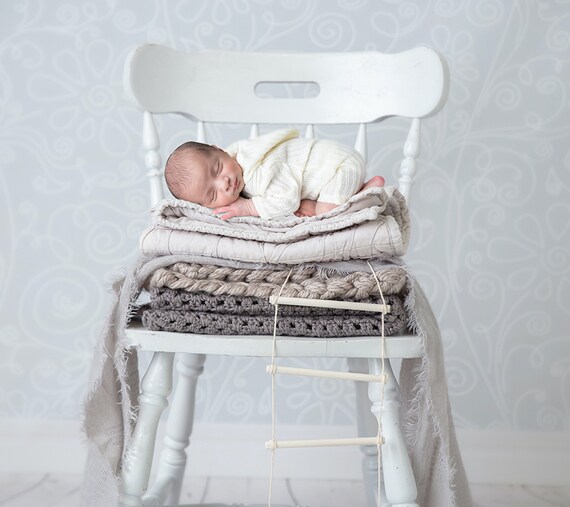 Sfondo digitale neonato per sedia da ragazzo con strati di grigio Neonato  Sfondo digitale Neonato Composito Baby Boy Fotografia -  Italia