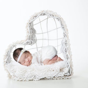Newborn Digital Backdrop Pure White Background White Heart Newborn Photography Prop Newborn Digital Background Photoshop Edit in Digital