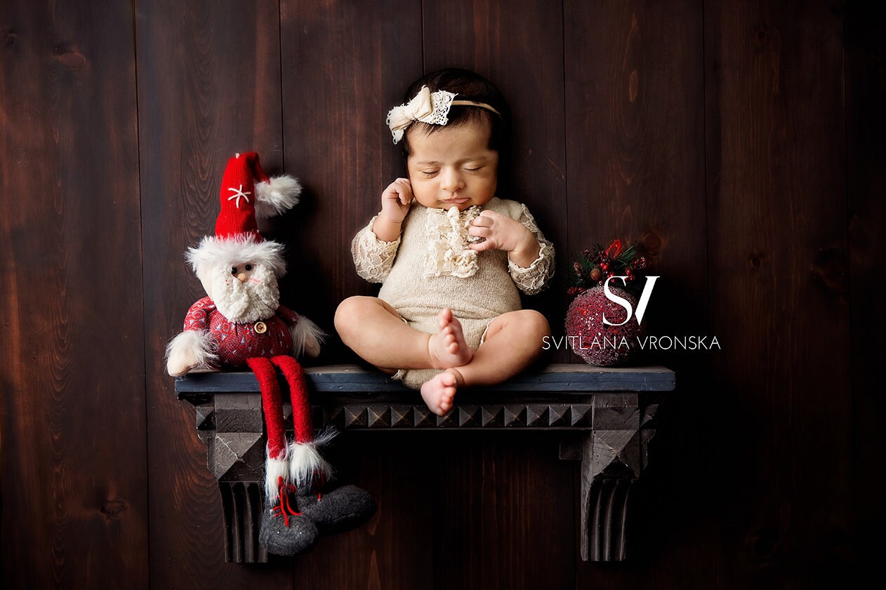Christmas Digital Backdrop Newborn Baby Shelf with Wooden Background, Newborn Photography Prop