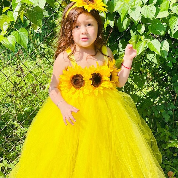 Sunflower Floral Baby Girl Dress Set – White & Yellow
