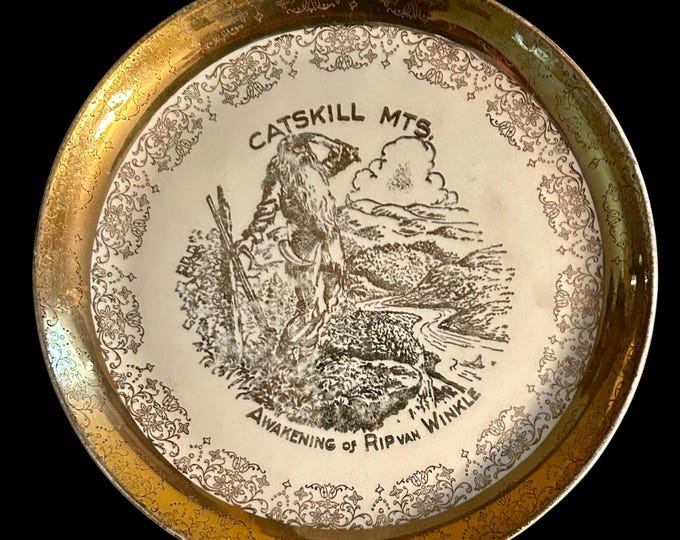 Awakening of Rip Van Winkle 7 Inch Plate  - 22 K Gold - Catskill Vintage Collectible - Catskill Mountains
