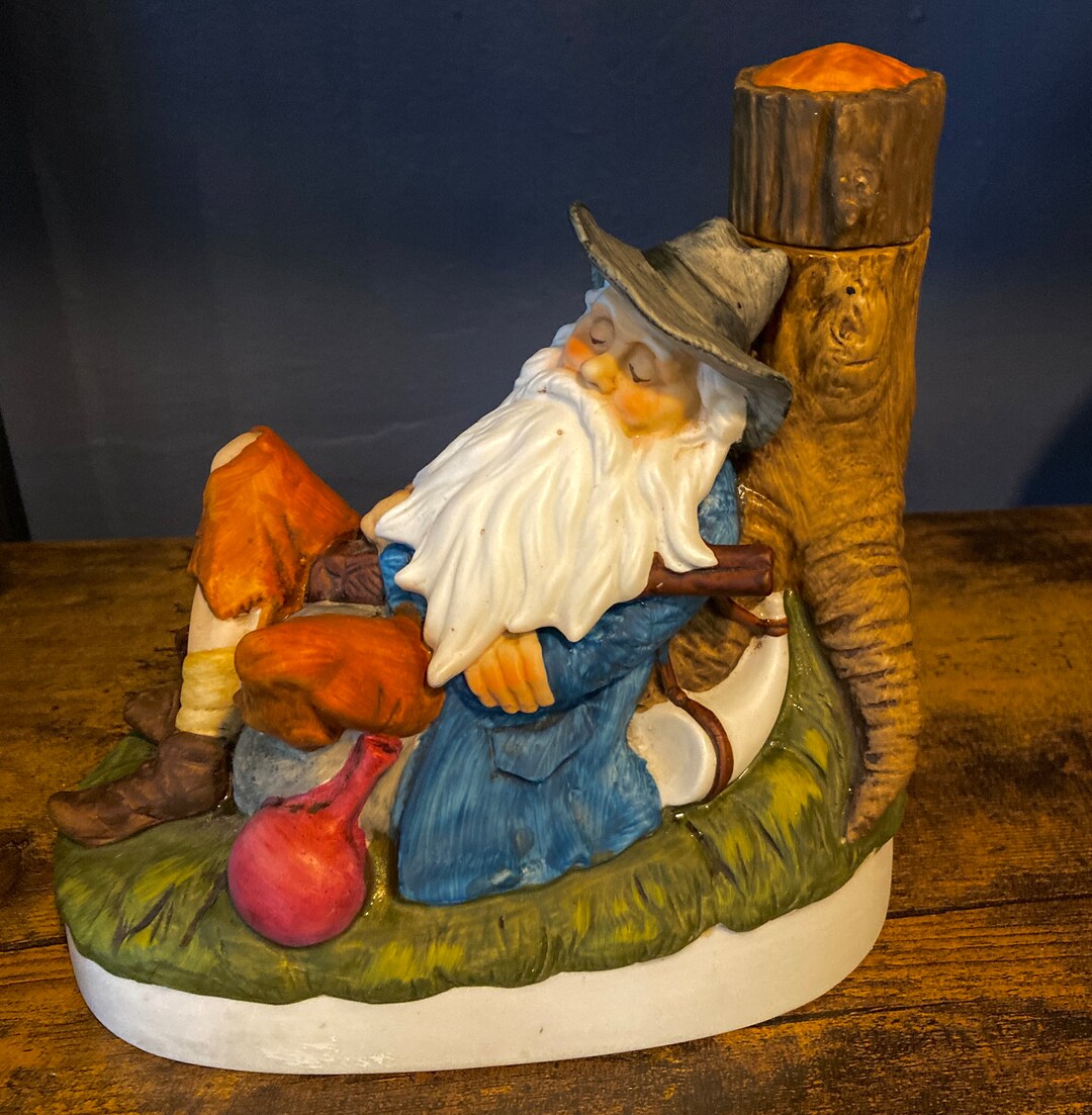 Vintage Old Rip Van Winkle 1975 Porcelain Collectible Decanter Van