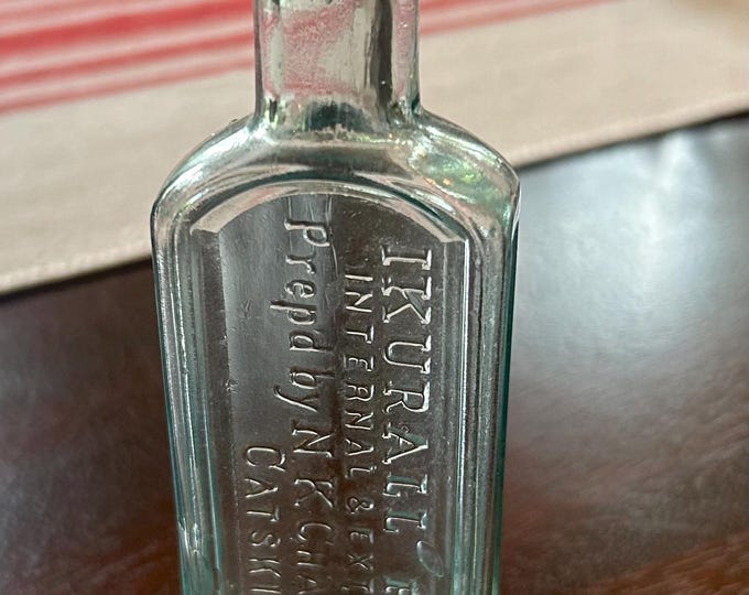 Vintage Glass Medicine Bottle - Catskill New York -  N K Chadwick - IKURALL Pains