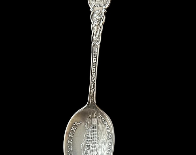 Steamer Hendrick Hudson Sterling Silver Spoon - Souvenir of the Hudson River - Catskills Mountains