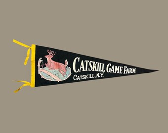 Vintage Catskill Game Farm Felt Pennant  - Catskill Mountains Souvenir - Classic Catskill