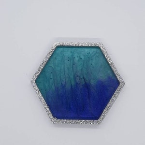 Resina epossidica/resina esagono glitter blu, turchese e argento, vassoio portagioie/sottobicchiere/piatto. Grado B