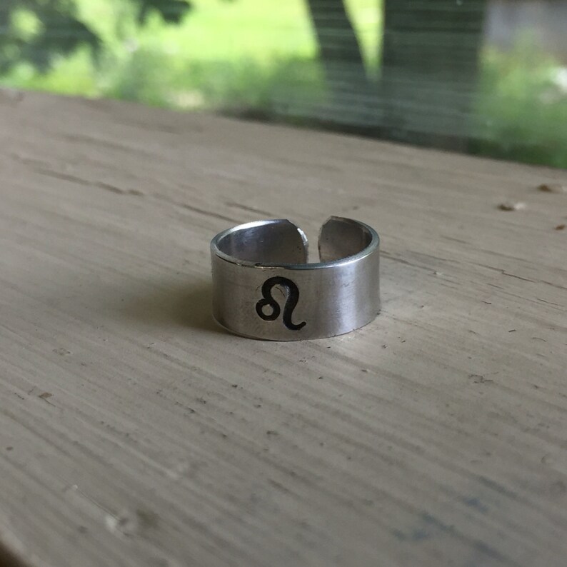 Leo Ring Horoscope Ring Zodiac Jewelry Zodiac Ring Etsy