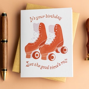 Cartão de aniversário fofo de patins | Cartão de aniversário retrô moderno para ela | Cartão de aniversário com nostalgia dos anos 90 | Cartão de mensagem personalizado