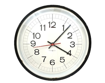 George Nelson Howard Miller 14" Institutional Division 6220 Wall Clock Industrial 6200 Series Chronopak Jerry Sarapochiello 1965 1960s
