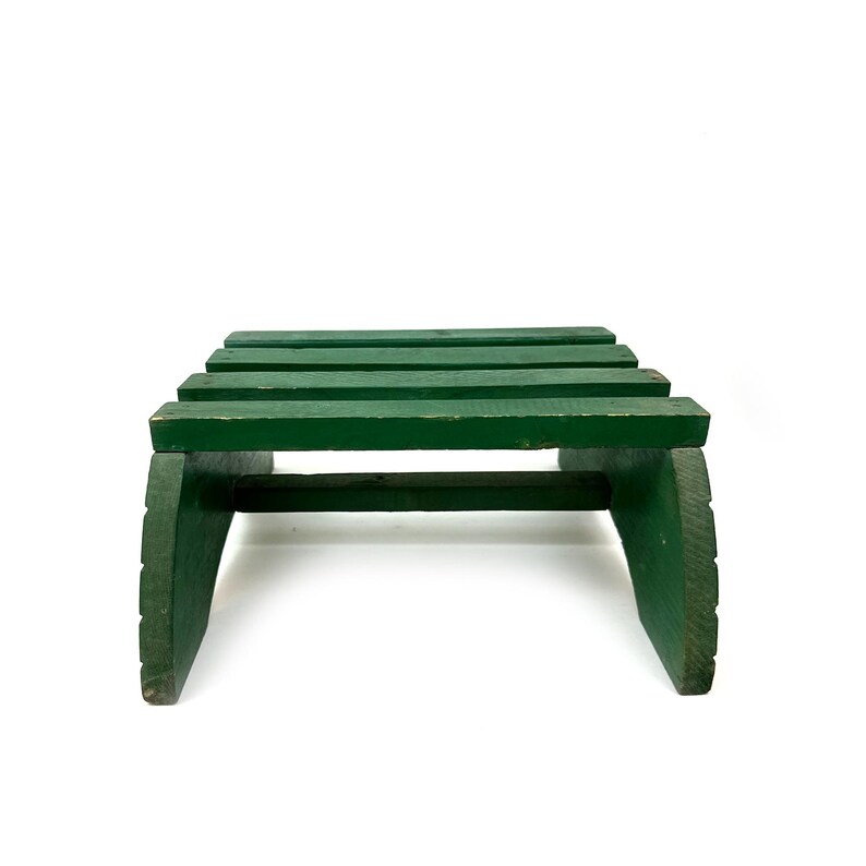 Vintage Primitive Folk Art Painted Step Stool Green Distressed Wear ...