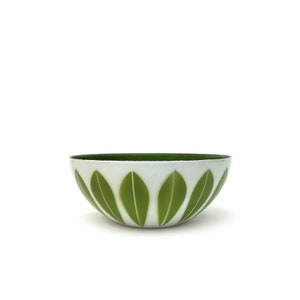 Grete Prytz Kittelsen Cathrineholm Lotus Bowl Small 5.5" Metal Enamel Avocado Green Norway Scandinavian Mid Century Modern MCM